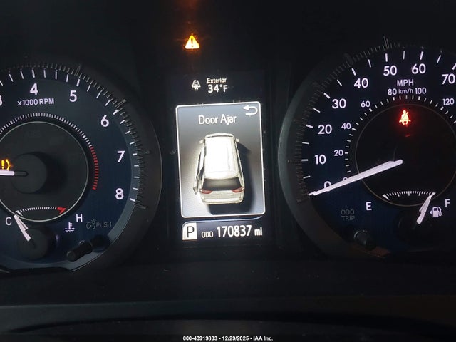 5TDYK3DC7FS577343 Toyota Sienna Xle Premium 8 Passenger