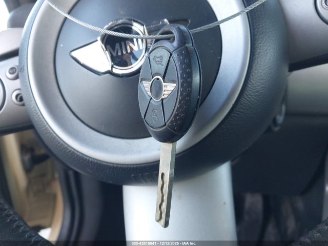 2008 MINI COOPER WMWRF33578TG18649 Photo 10