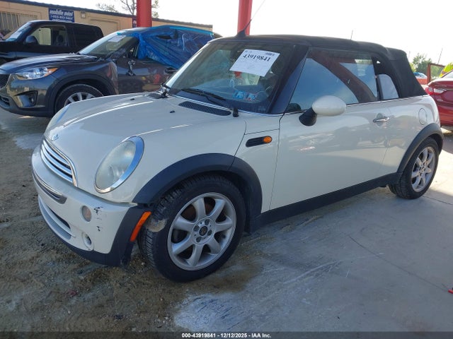 2008 MINI COOPER WMWRF33578TG18649 Photo 1