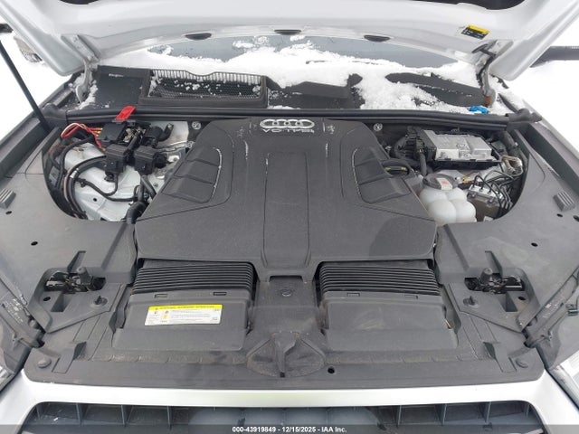 2019 AUDI Q7 WA1LAAF75KD005883 Photo 9