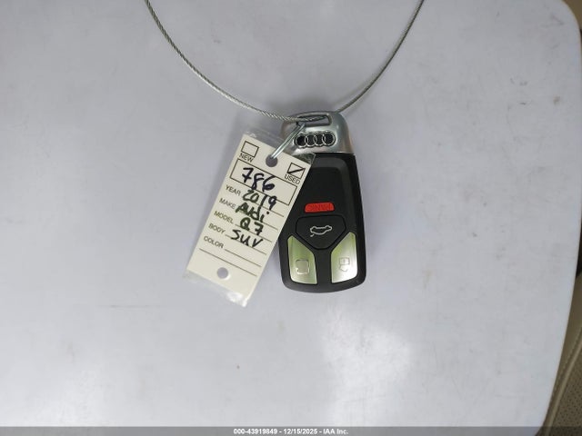 2019 AUDI Q7 WA1LAAF75KD005883 Photo 10