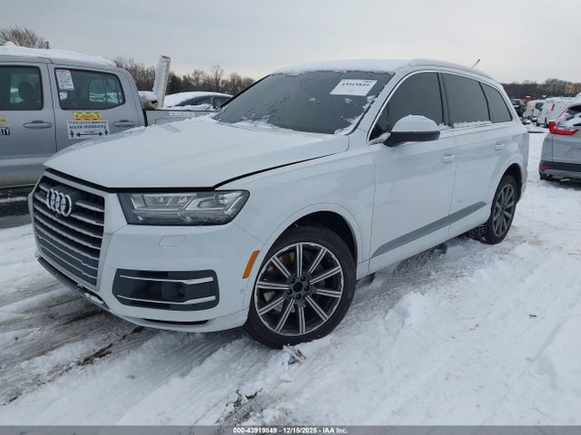 2019 AUDI Q7 WA1LAAF75KD005883 Photo 1