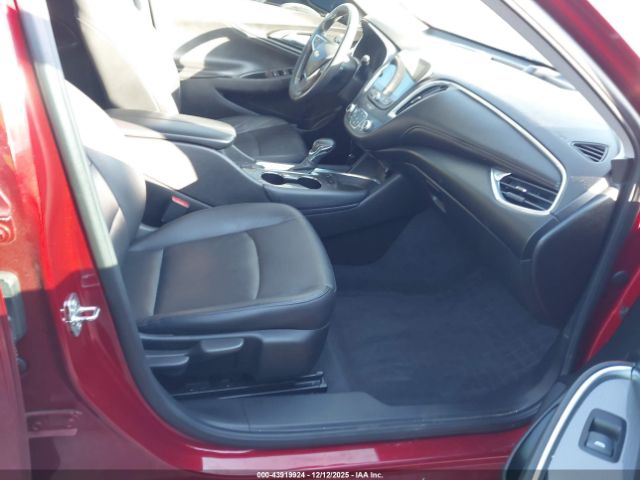 2021 CHEVROLET MALIBU 1G1ZD5ST4MF045504 Photo 4