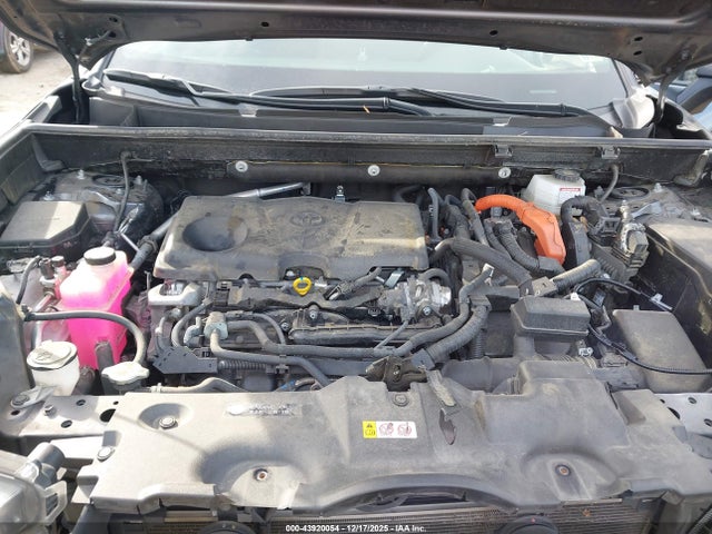 JTMRWRFV7RD272984 Toyota Rav4 Hybrid Xle