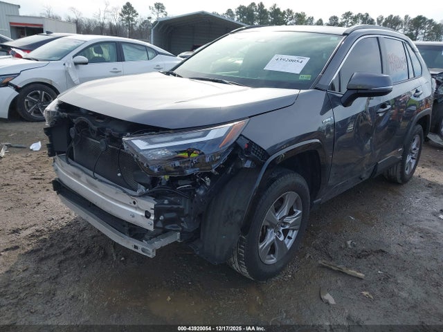 JTMRWRFV7RD272984 Toyota Rav4 Hybrid Xle