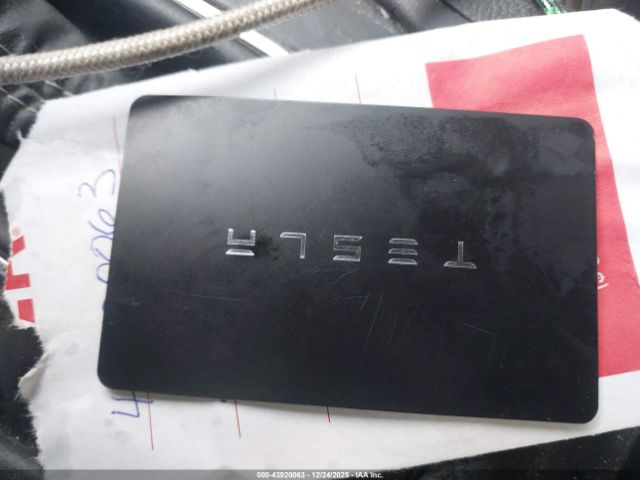 2024 TESLA MODEL Y 7SAYGDEE9RF152077 Photo 10