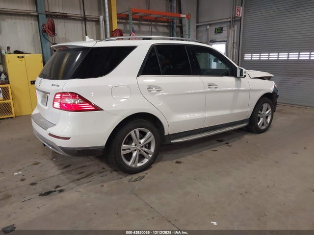 2015 MERCEDES-BENZ ML 250 BLUETEC 4JGDA0EB0FA471735 Photo 3