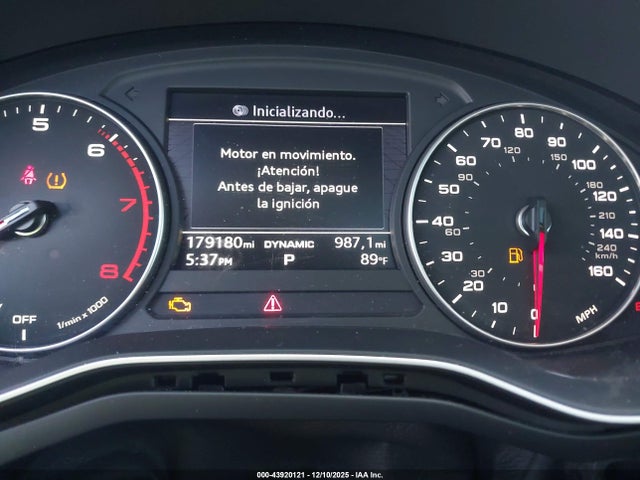 2017 AUDI A4 WAUGMAF40HN049780 Photo 6