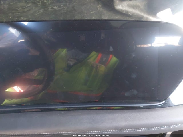 WAU1CAGH7SA021001 Audi A6 E-tron Premium