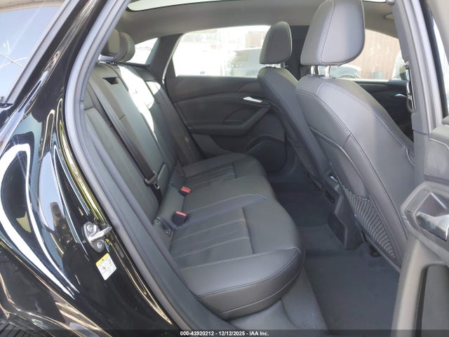 2025 AUDI A6 E-TRON WAU1CAGH7SA021001 Photo 7