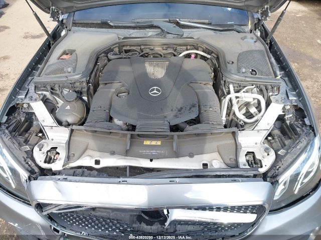 43920295 :رقم المزاد ، WDD1J6GB5JF016792 vin ، 2018 Mercedes-benz E 400 4matic مزاد بيع