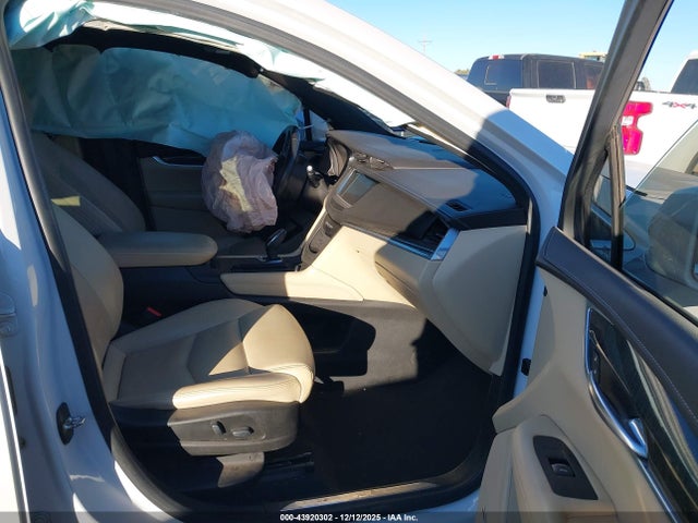 2018 CADILLAC XT5 1GYKNARS8JZ211670 Photo 4