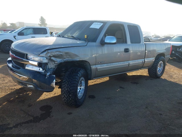 Продажа на аукционе авто 2002 Chevrolet Silverado 1500 Ls, vin: 2GCEC19V921225302, номер лота: 43920328