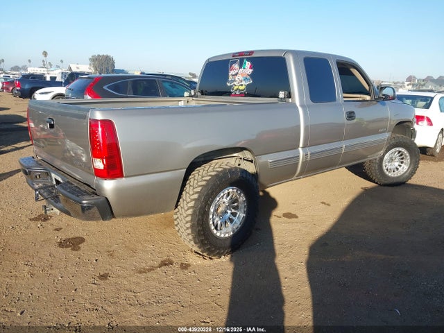 Продажа на аукционе авто 2002 Chevrolet Silverado 1500 Ls, vin: 2GCEC19V921225302, номер лота: 43920328