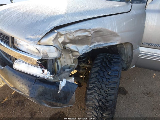 Продажа на аукционе авто 2002 Chevrolet Silverado 1500 Ls, vin: 2GCEC19V921225302, номер лота: 43920328