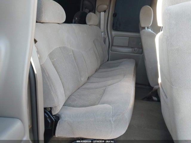 Продажа на аукционе авто 2002 Chevrolet Silverado 1500 Ls, vin: 2GCEC19V921225302, номер лота: 43920328