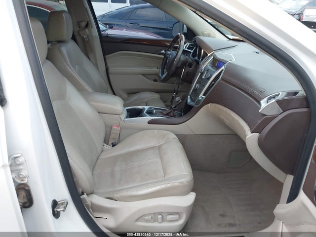 2011 CADILLAC SRX 3GYFNAEY6BS597807 Photo 4
