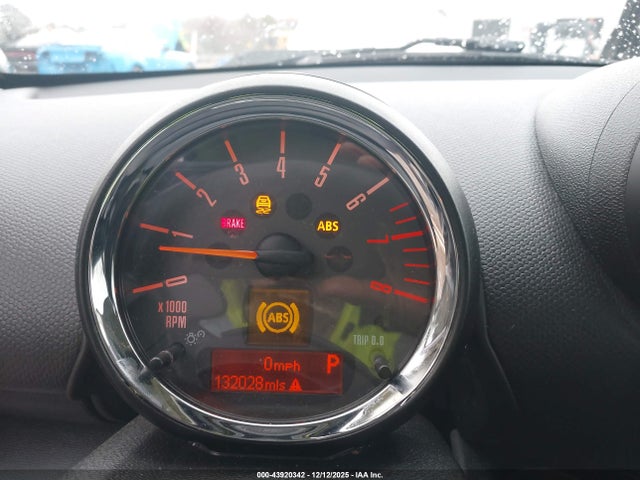 2015 MINI COUNTRYMAN WMWZC3C5XFWT05256 Photo 6