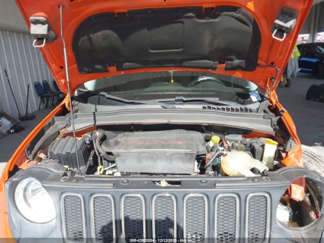 2017 JEEP RENEGADE ZACCJAAB3HPE62896 Photo 9