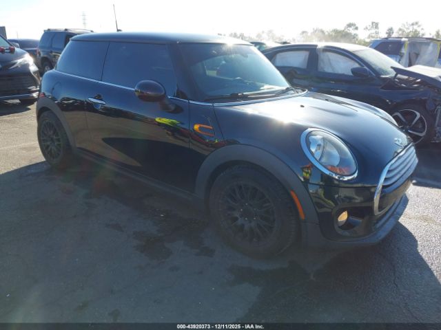 2015 MINI HARDTOP WMWXM5C56FT940041 Photo 0