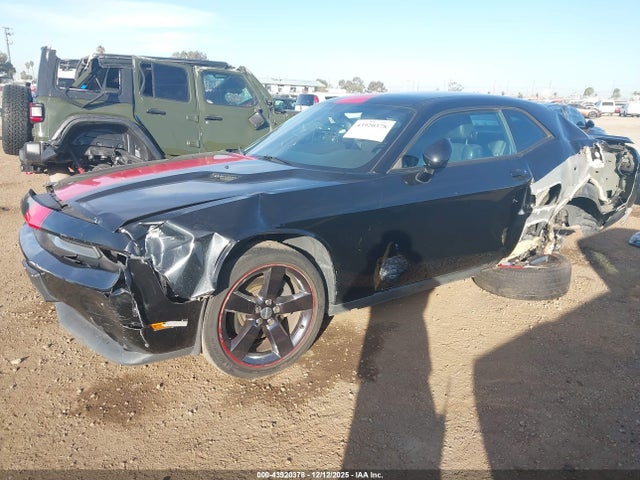 2014 DODGE CHALLENGER 2C3CDYAG6EH185383 Photo 1