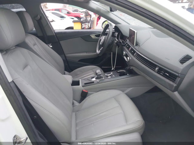 2018 AUDI A4 WAULMAF42JA051154 Photo 4