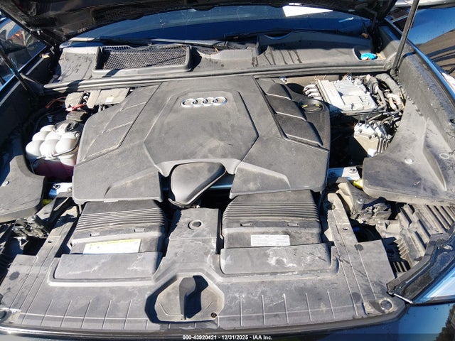 2019 AUDI Q8 WA1EVAF14KD030184 Photo 9