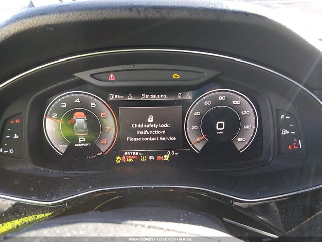 2019 AUDI Q8 WA1EVAF14KD030184 Photo 6