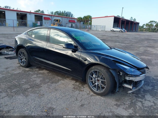 2023 TESLA MODEL 3 5YJ3E1EA1PF452573 Photo 0