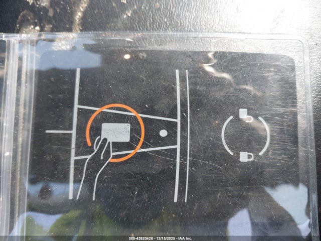 2023 TESLA MODEL 3 5YJ3E1EA1PF452573 Photo 10