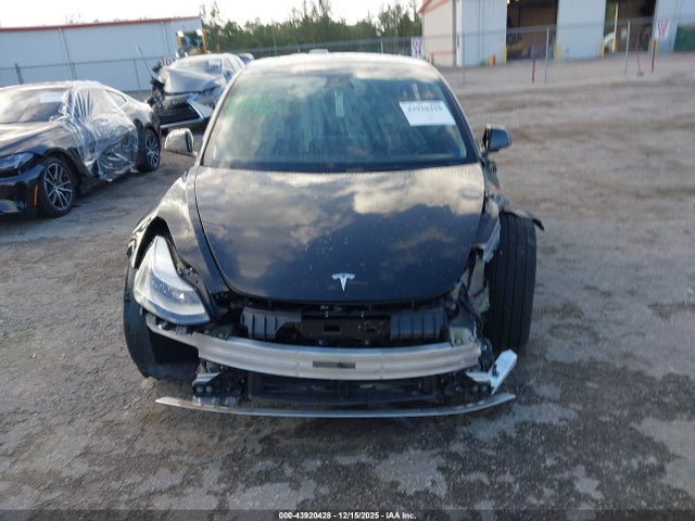 5YJ3E1EA1PF452573 Tesla Model 3 Rear-wheel Drive
