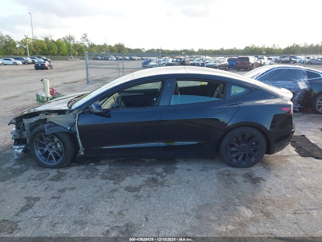 5YJ3E1EA1PF452573 Tesla Model 3 Rear-wheel Drive