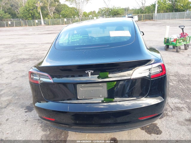 5YJ3E1EA1PF452573 Tesla Model 3 Rear-wheel Drive