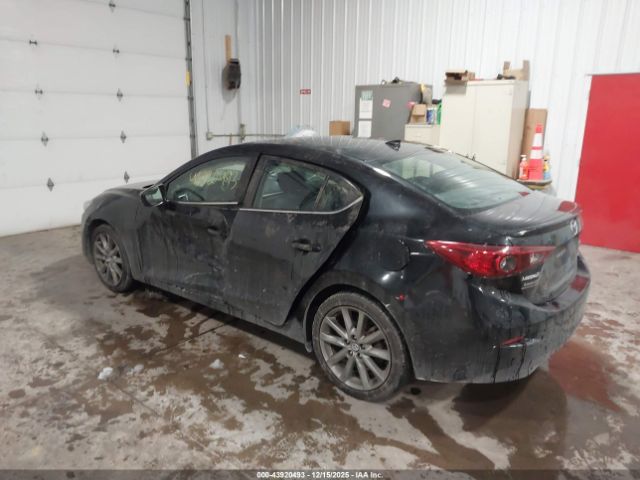 2018 MAZDA MAZDA3 3MZBN1V38JM177765 Photo 2
