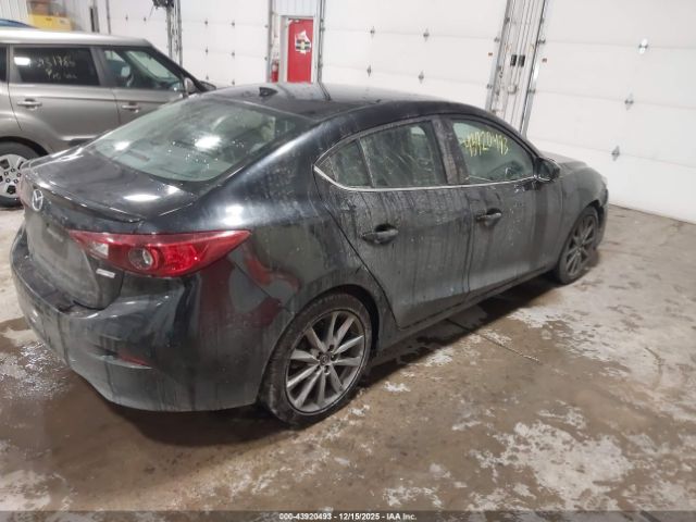 2018 MAZDA MAZDA3 3MZBN1V38JM177765 Photo 3
