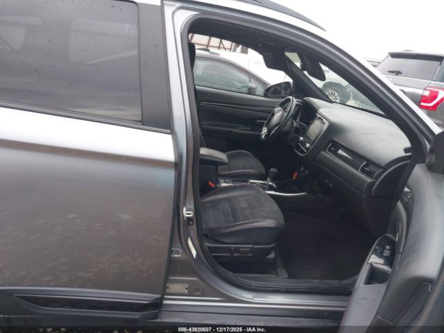 2020 MITSUBISHI OUTLANDER JA4AD3A37LZ036734 Photo 4