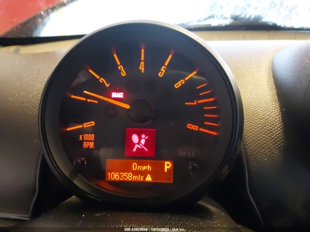 2015 MINI COUNTRYMAN WMWZB3C50FWR45995 Photo 6