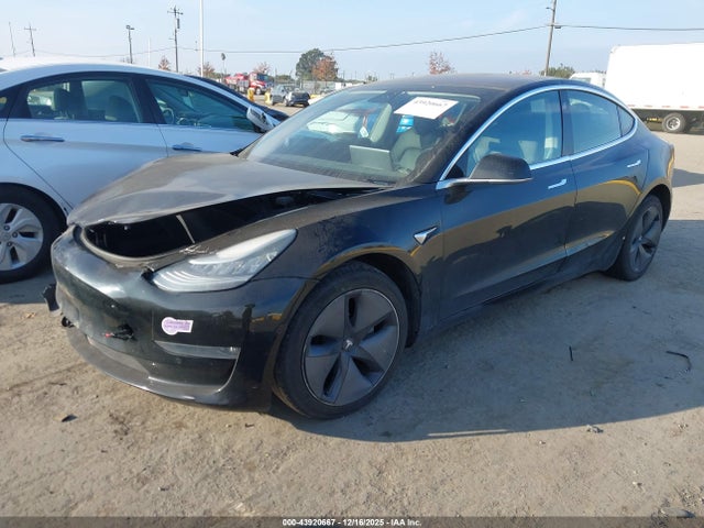 2018 TESLA MODEL 3 5YJ3E1EA0JF165765 Photo 1
