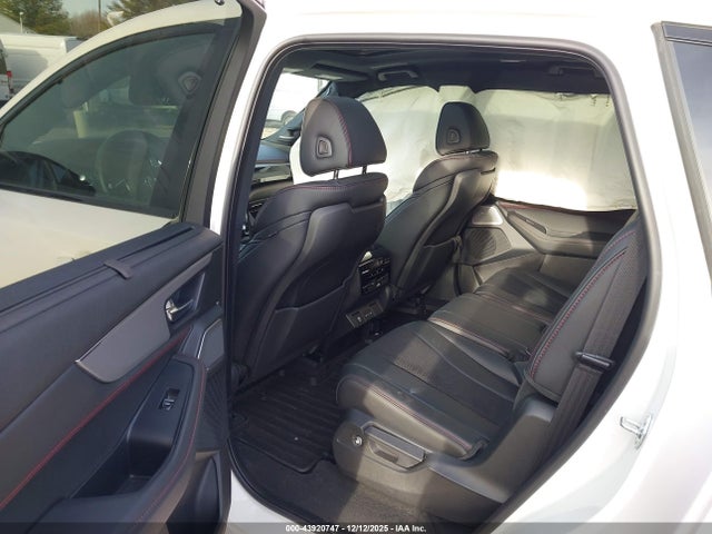 Acura MDX A-SPEC 2025 5J8YE1H02SL007811 Image 8