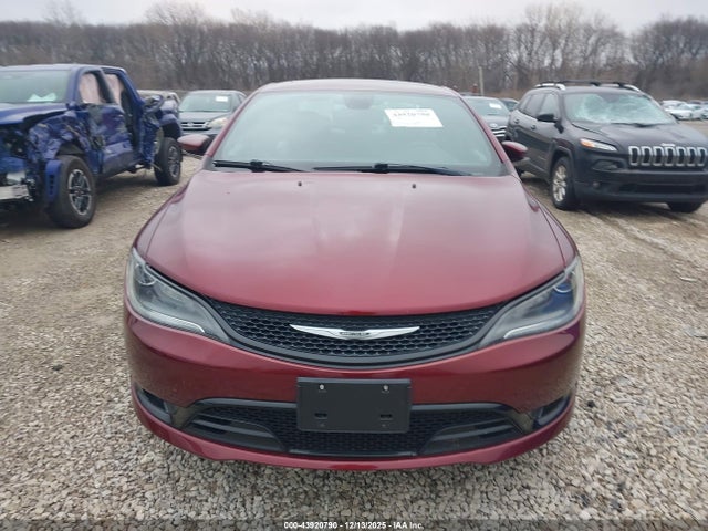 43920790 :رقم المزاد ، 1C3CCCBB2FN693478 vin ، 2015 Chrysler 200 S مزاد بيع