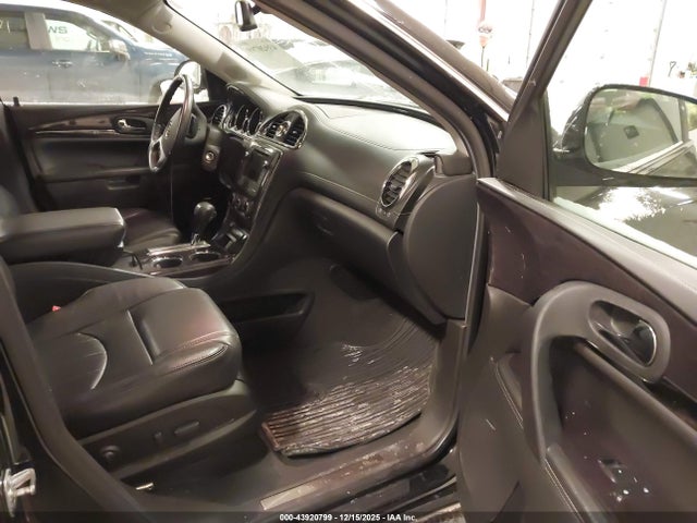 43920799 :رقم المزاد ، 5GAKVCKDXHJ298303 vin ، 2017 Buick Enclave Premium مزاد بيع