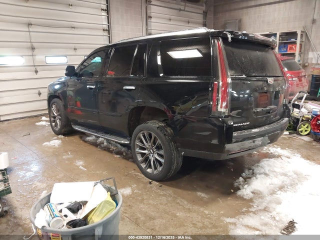 2019 CADILLAC ESCALADE 1GYS4BKJ9KR346135 Photo 2