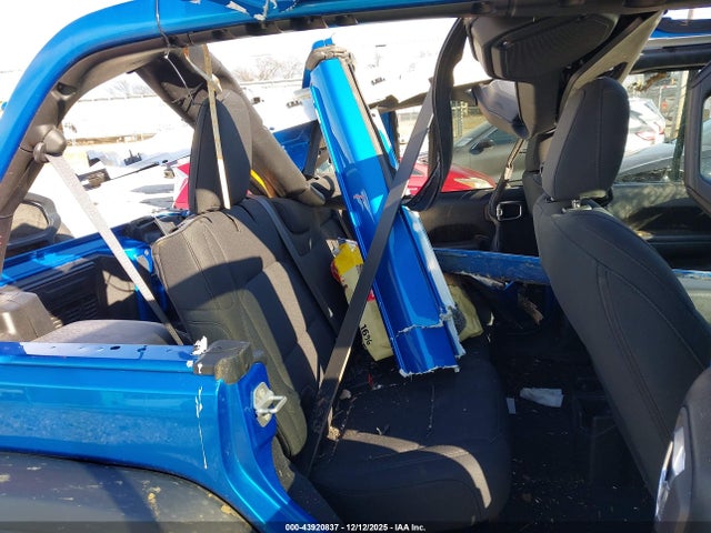 2022 JEEP WRANGLER UNLIMITED 1C4HJXDG0NW195120 Photo 7