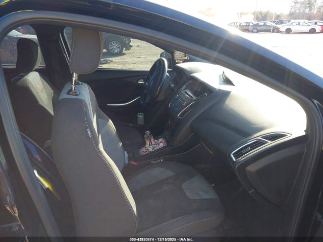 2017 FORD FOCUS ST 1FADP3L90HL292340 Photo 4