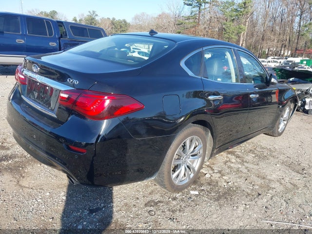 43920883 :رقم المزاد ، JN1BY1APXJM180653 vin ، 2018 Infiniti Q70 3.7 Luxe مزاد بيع