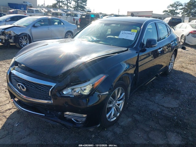 43920883 :رقم المزاد ، JN1BY1APXJM180653 vin ، 2018 Infiniti Q70 3.7 Luxe مزاد بيع