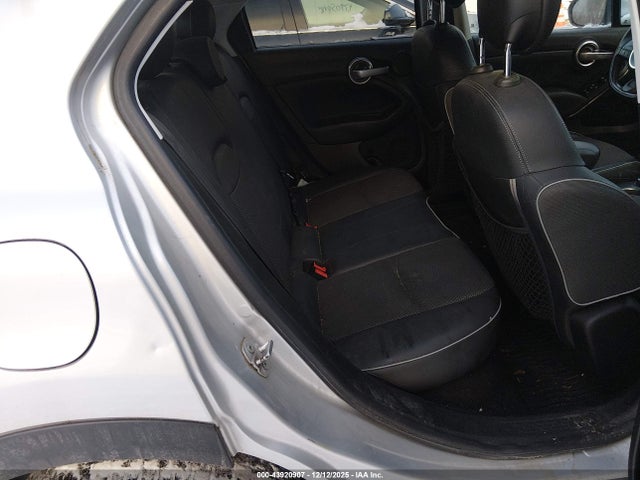 2016 FIAT 500X ZFBCFYCT0GP376315 Photo 7