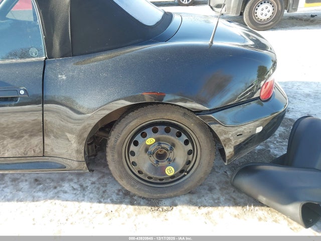 2001 BMW Z3 WBACN33421LK46169 Photo 5