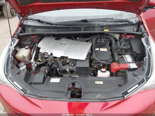 JTDKARFU8G3508892 Toyota Prius Three Touring