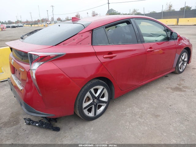 JTDKARFU8G3508892 Toyota Prius Three Touring